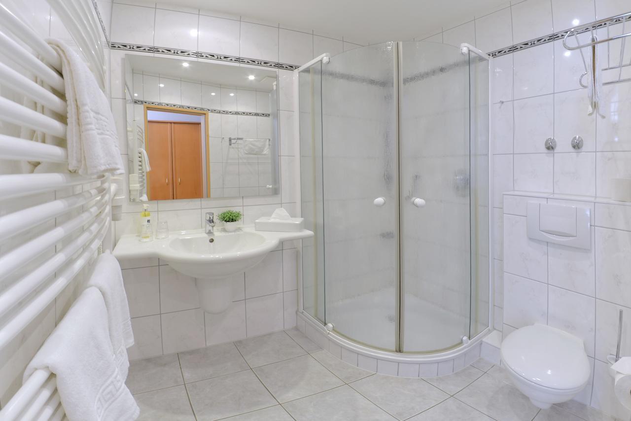 Landhotel Zur Eiche Buxtehude Exteriér fotografie